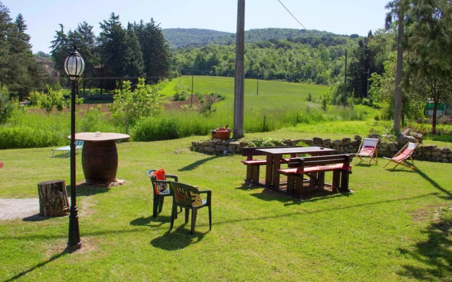 Belvilla by OYO Cozy Holiday Home With Garden