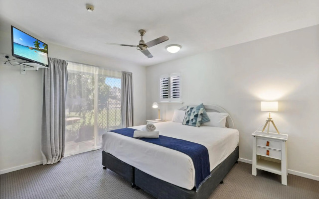 Lennox Beach Resort