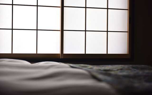 Rinn Premium Koki East