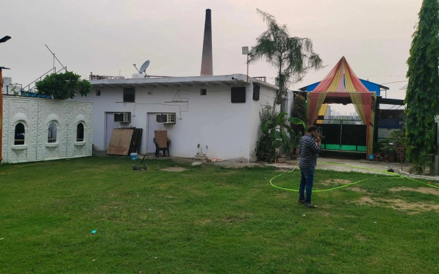 SPOT ON 91504 Rb Farms Stay Home