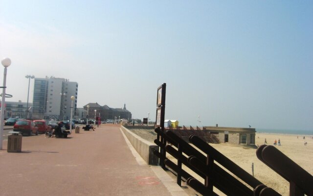 Studio In Berck 50 M From The Beach