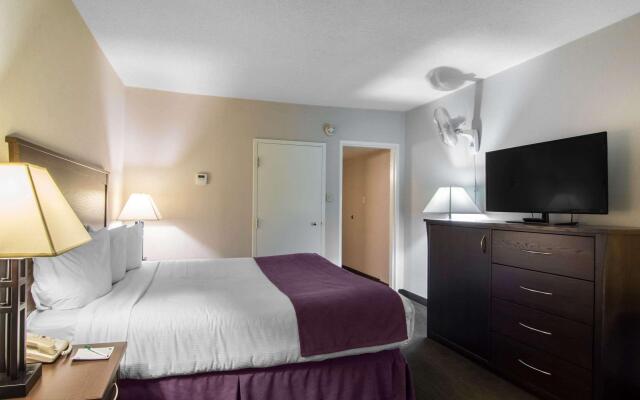 Quality Inn & Suites Yellowknife