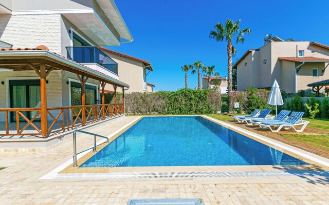 Paradise Town Villa Estella