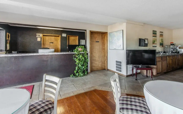 Red Roof Inn Dandridge