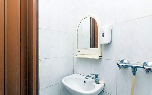 OYO 2422 Rama Hotel