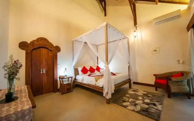 Luxury 3BR Infinity Jungle View Aashaya Villa Ubud