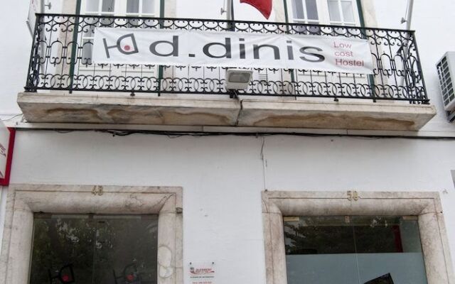 D. Dinis Low Cost Hostel