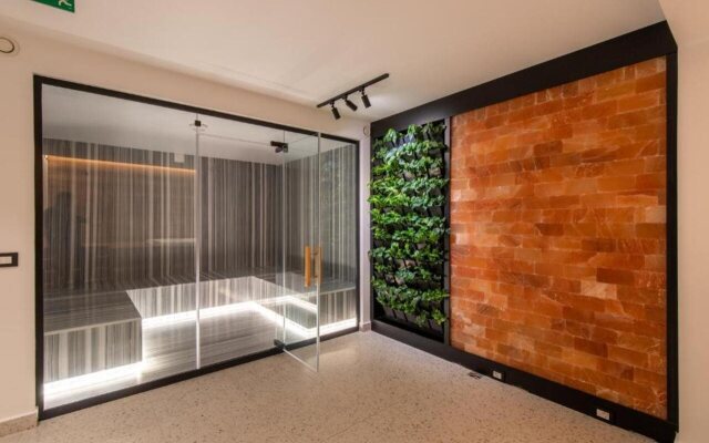 Moncafe Boutique Hotel  SPA