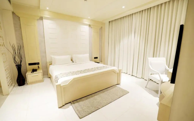 AJ Grand Hotel