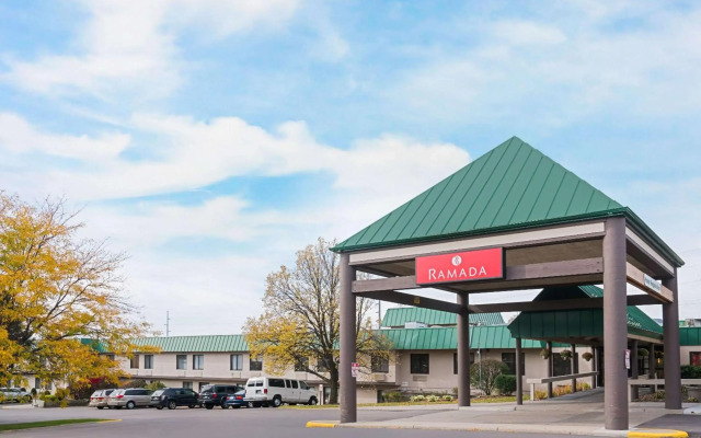 Ramada Hotel & Conference Center by Wyndham Plymouth
