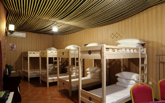 Village Utopia Backpackers Hostel