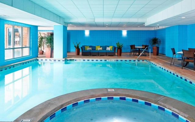Renaissance Shoals Resort and Spa