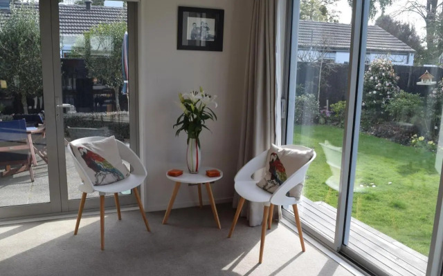 Bed & Breakfast in the Heart of Fendalton