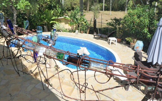 2 Bedroom 'Bird Watching Vacation' Villa