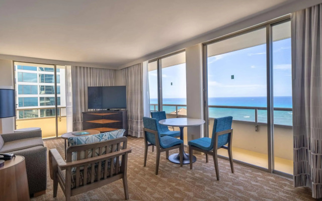 Embassy Suites by Hilton Waikiki Beach Walk