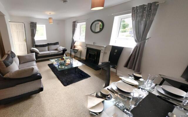 Riverview Luxury Short Stay Apartment