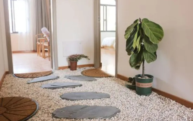 Qianzihu Boutique Guesthouse