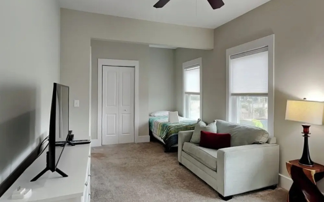 Sunshine Daydreams by Topsail Realty