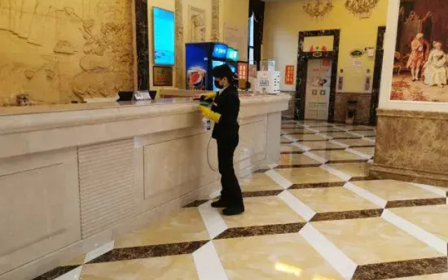 Vienna Hotel (Yizhang)