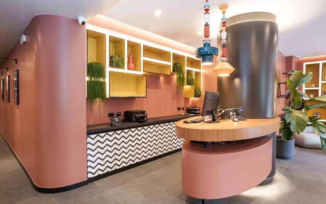 Aparthotel Colombo Roma