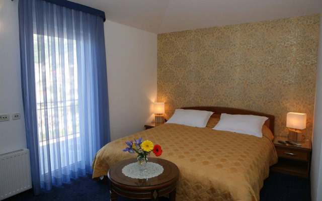 Villa Mediterana
