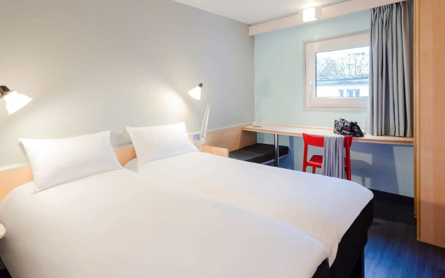 ibis Bourges