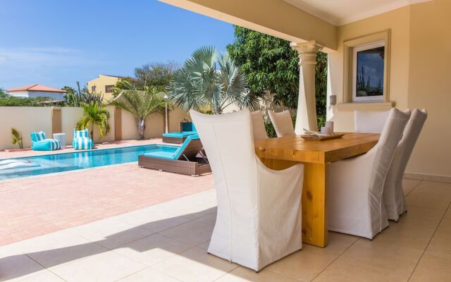 Villa Acqualina