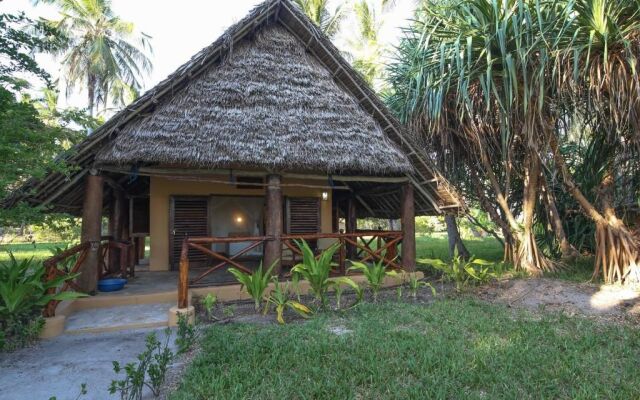 Kinasi Lodge