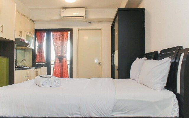 Homey and Strategic Studio Apartment at Metropark Condominium Jababeka