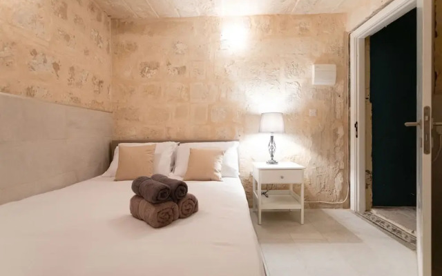 Historic Valletta Private Houses