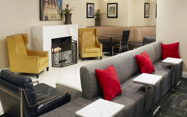 Holiday Inn Express Chicago - Magnificent Mile by IHG