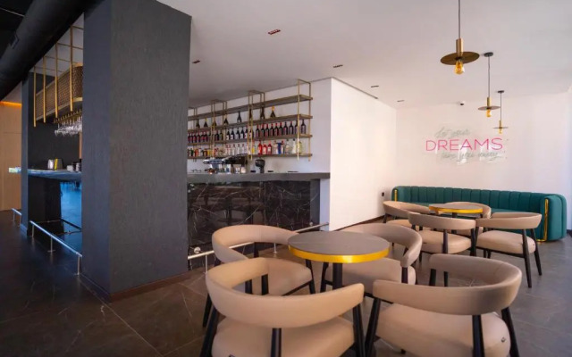 Dream Hotel Saranda