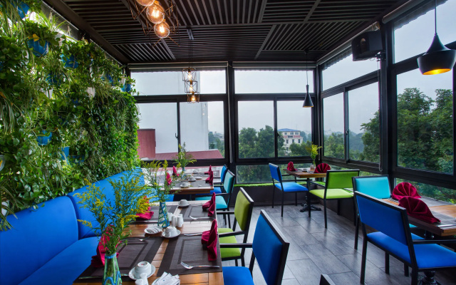 Hanoi La Selva