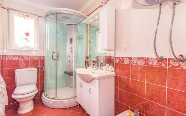 Awesome Home in Polje With 2 Bedrooms and Wifi