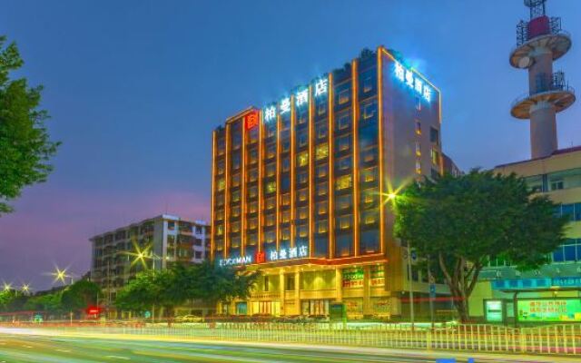 GreenTree Inn Express (Zhanjiang World Trade Building)