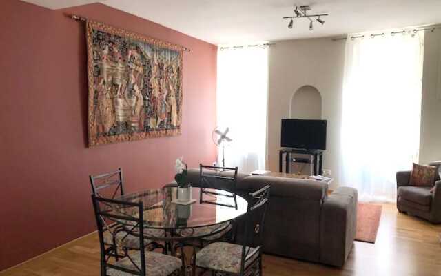 Apartment With one Bedroom in Beaune, With Wifi