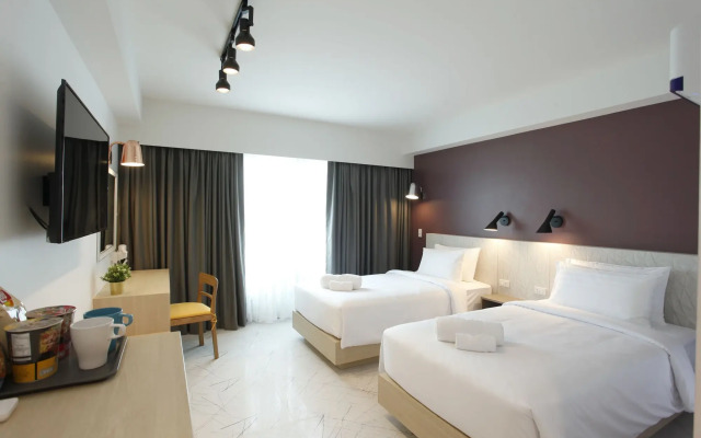 Port Canary Hotel