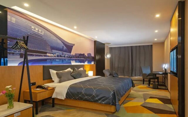 Chonpines Hotels·Guangyuan Nanhe Central Plaza