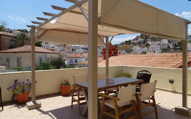 Phaedra Hotel