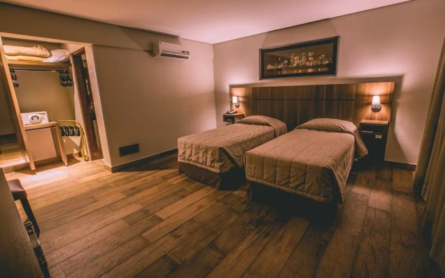 Prado Hotel Business