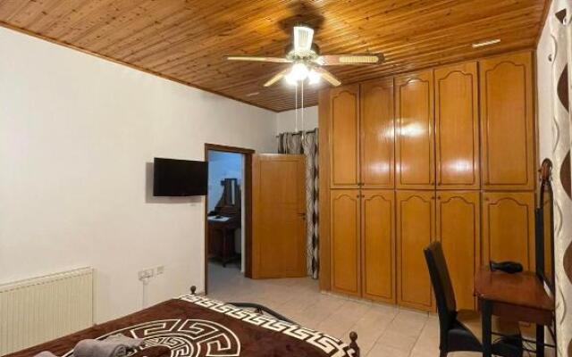 MariArodes House