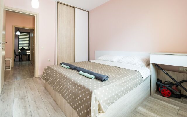 FM Luxury 1-BDR Apartment - City Sense