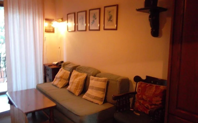 Dina's Studio