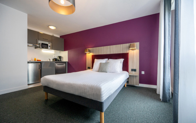 Nemea Appart Hotel Quai Victor Tours Centre