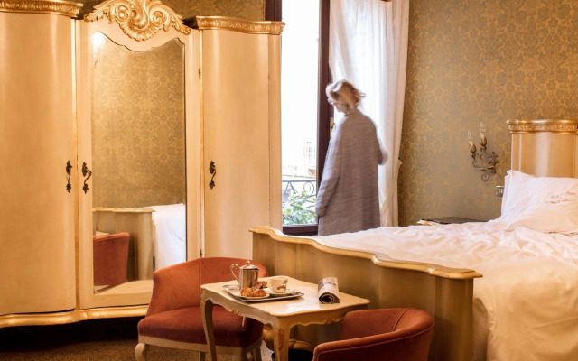 Hotel Flora