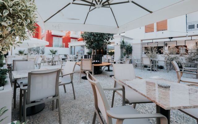 Angelo Coffee Suites