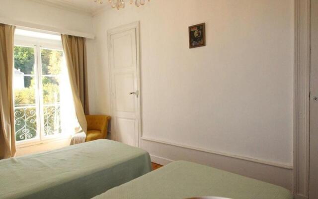 Appartement Bagnères-de-Luchon, 2 pièces, 4 personnes - FR-1-313-165