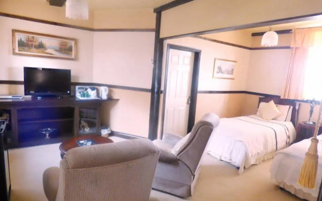 School Lodge Country Guesthouse