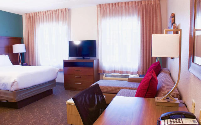 Staybridge Suites Chattanooga at Hamilton Place by IHG