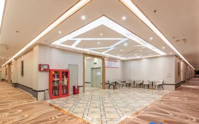 Naitu Yatelan Light Stay Hotel (Foshan Weichuanghui Plaza)